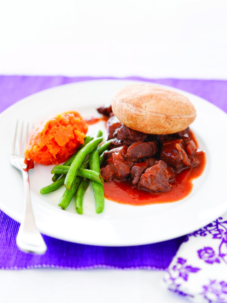 Open red wine beef pie, roasted garlic mash and balsamic beans Open red wine beef pie, roasted garlic mash and balsamic beans