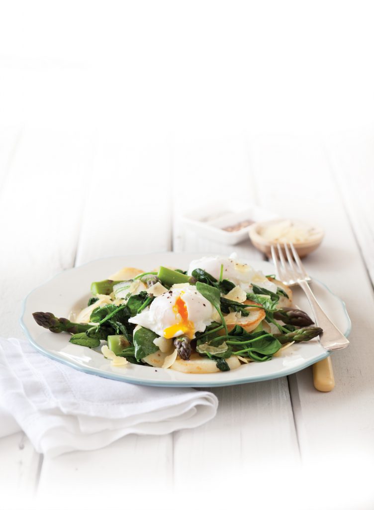 Poached eggs with asparagus Poached eggs with asparagus