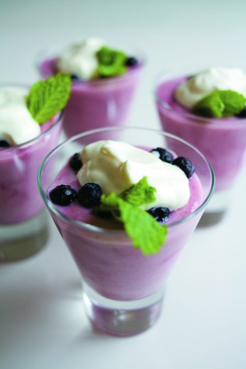 Rhubarb berry mousse