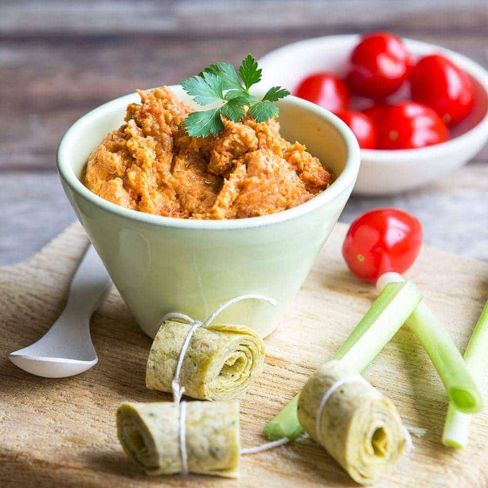 Roasted capsicum hummus Roasted capsicum hummus