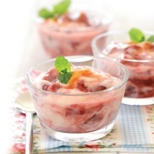 Roasted rhubarb fool