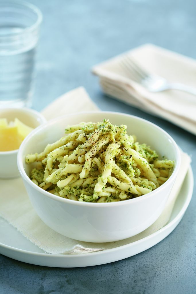 Salsa verde pasta