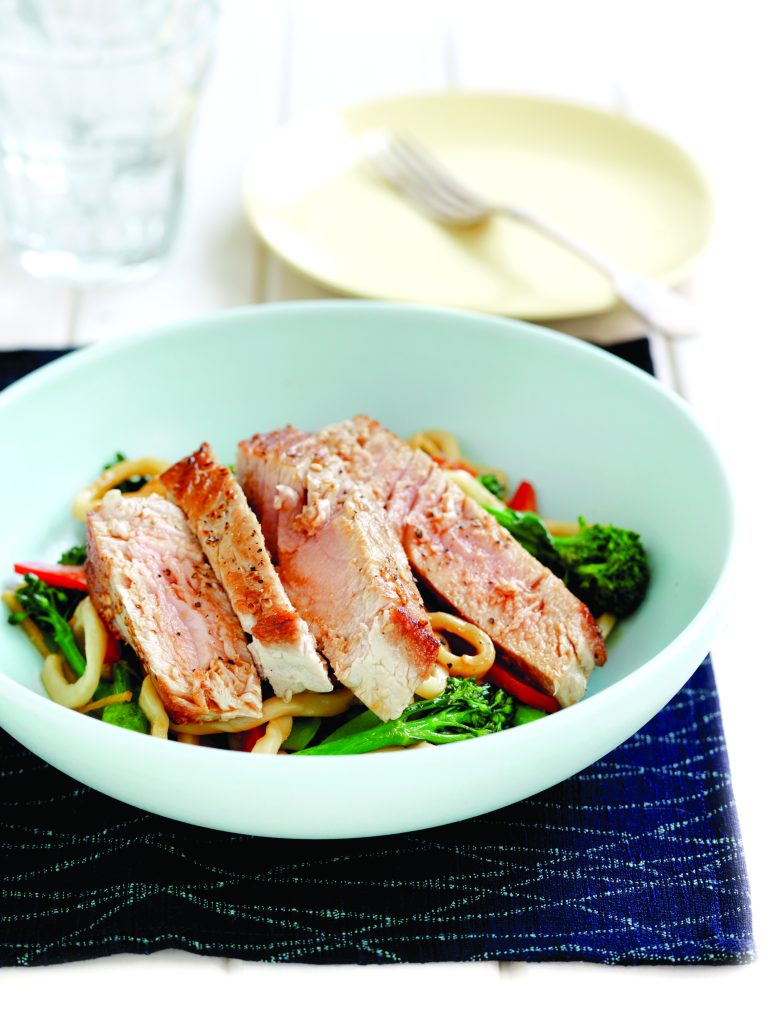 Sesame tuna with stir-fried noodles Sesame tuna with stir-fried noodles