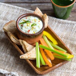 Spicy guacamole dip