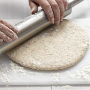 Step by step: Basic pizza dough
