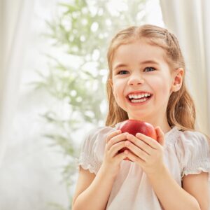 Top 10 healthy eating habits to give your kids