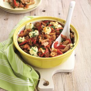 Tuna and capsicum pasta bake