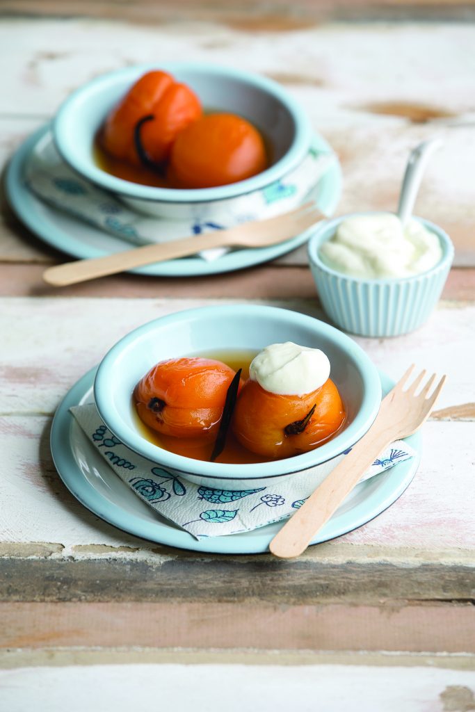 Vanilla poached apricots Vanilla poached apricots