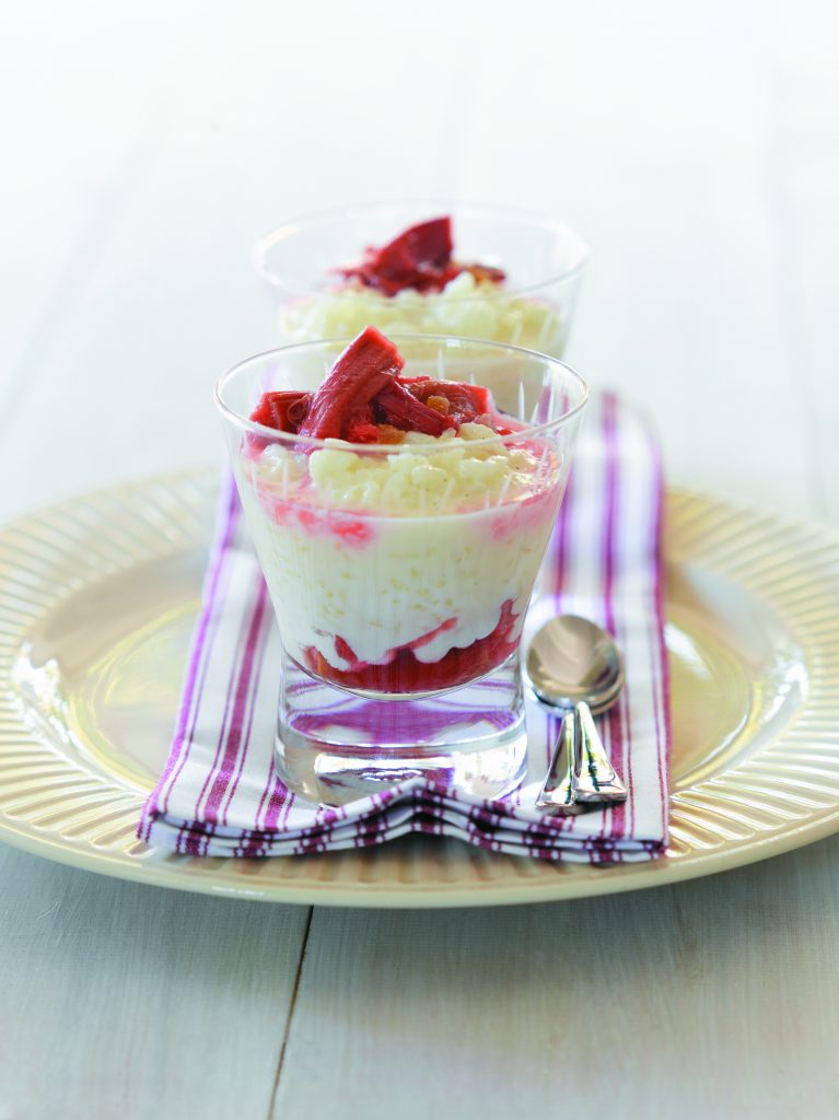Vanilla rice pudding with stewed rhubarb Vanilla rice pudding with stewed rhubarb