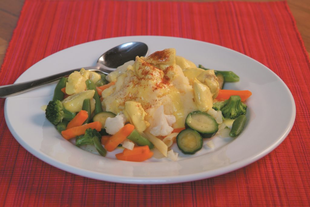 Volcano with lava (turmeric chicken with mashed potato) Volcano with lava (turmeric chicken with mashed potato)