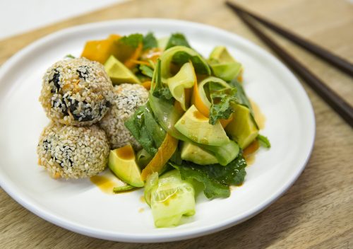 Sesame sushi balls