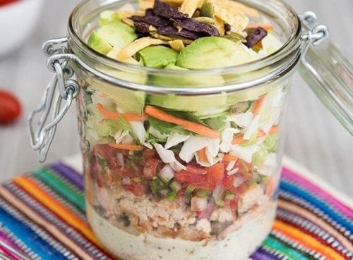 Chopped salad kit with chicken and salsa