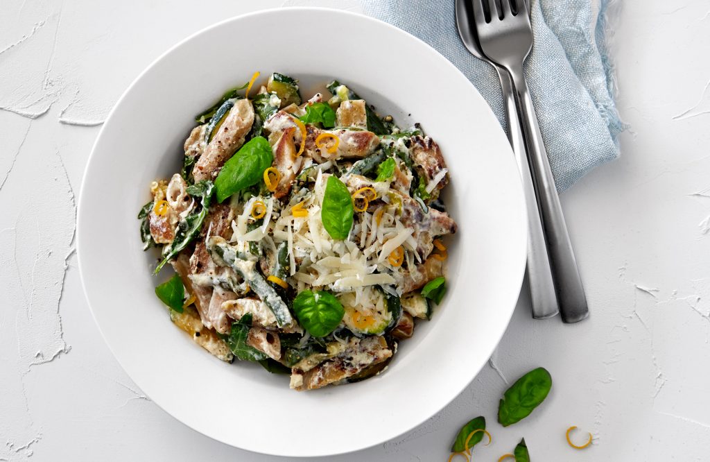Creamy lemon and vege pasta with Chicken Free Strips Creamy lemon and vege pasta with Chicken Free Strips