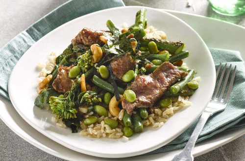 Chilli beef with cashews and greens