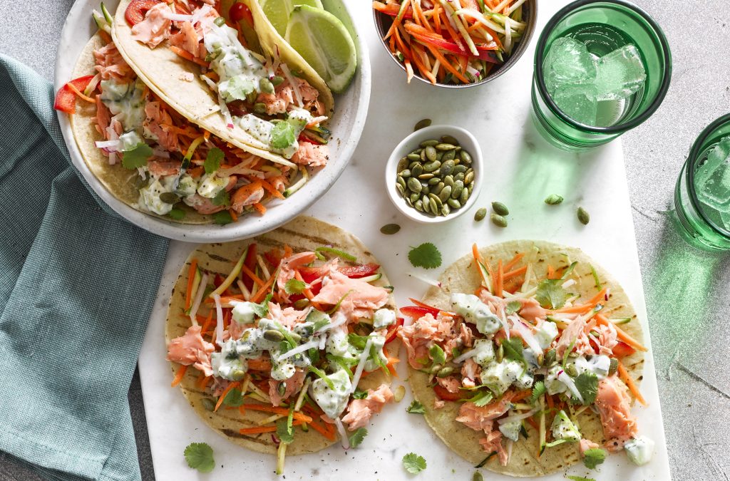 Salmon tortillas with creamy avocado salsa Salmon tortillas with creamy avocado salsa