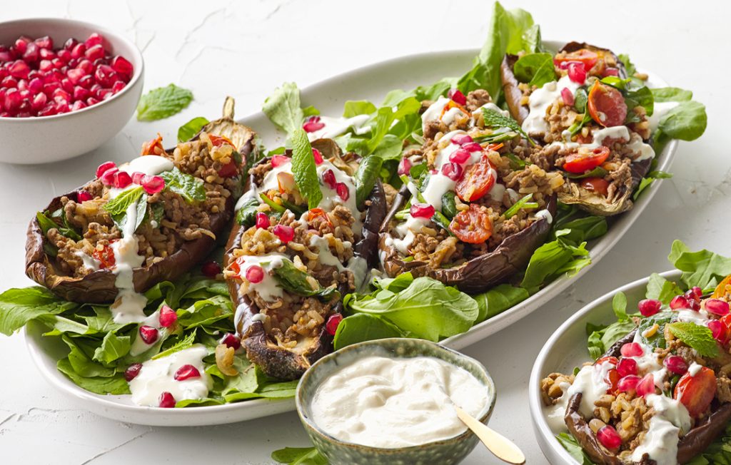 Stuffed eggplant with tahini sauce Stuffed eggplant with tahini sauce