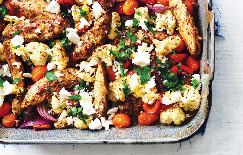 One-pan garlic roasted chicken and cauliflower One-pan garlic roasted chicken and cauliflower