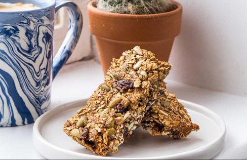 Vegan pumpkin seed and almond granola bars
