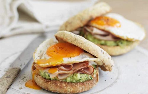 Ham and egg breakfast muffins