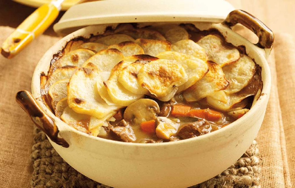 Healthier lamb hotpot