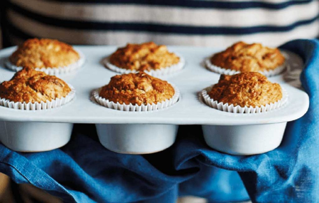 Banana and pecan muffins Banana and pecan muffins