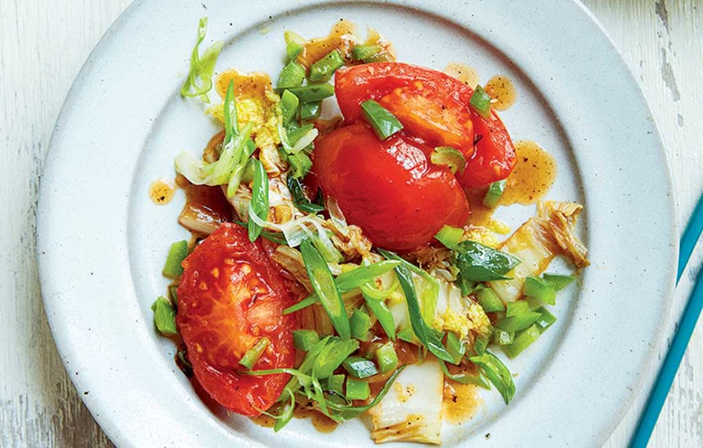 Vegan cabbage, tomato and spring onion stir-fry Vegan cabbage, tomato and spring onion stir-fry