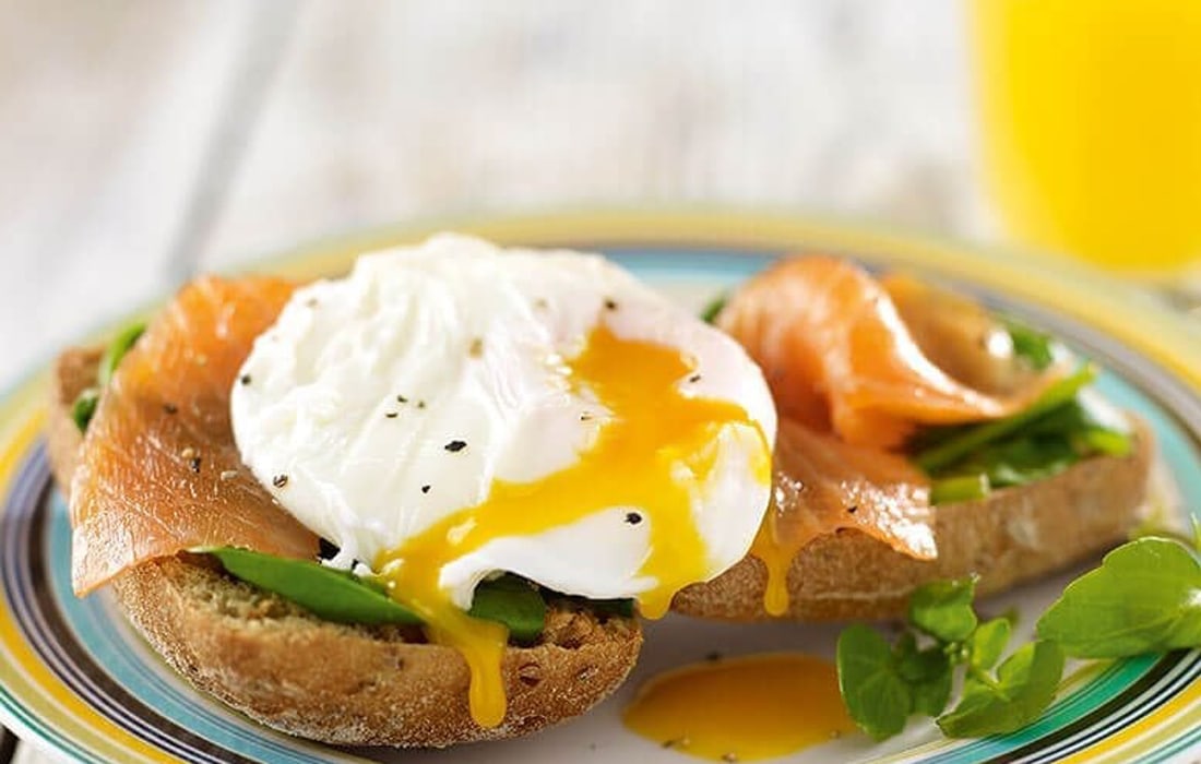 Salmon, eggs and spinach