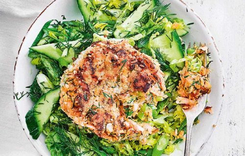 Smoked salmon and sweet potato cakes with green salad