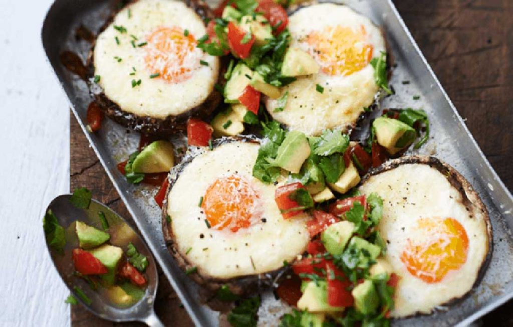 Eggs baked in portobello mushrooms Eggs baked in portobello mushrooms