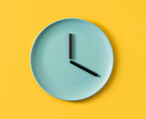Plate made to look like a clock