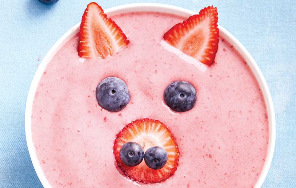 Berry piggy smoothie bowl Berry piggy smoothie bowl