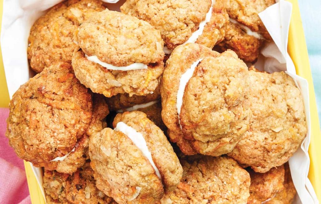 Carrot cake sandwich cookies