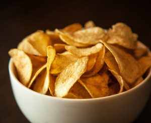 How to choose healthier chips or crisps