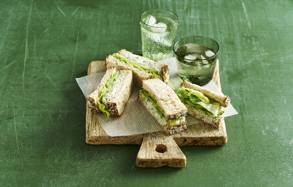 Chicken and fennel sandwiches Chicken and fennel sandwiches