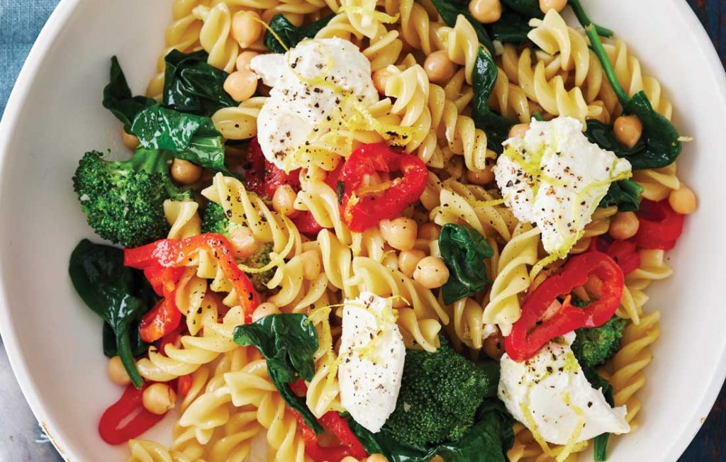 Chickpea, roasted capsicum and broccoli pasta Chickpea, roasted capsicum and broccoli pasta