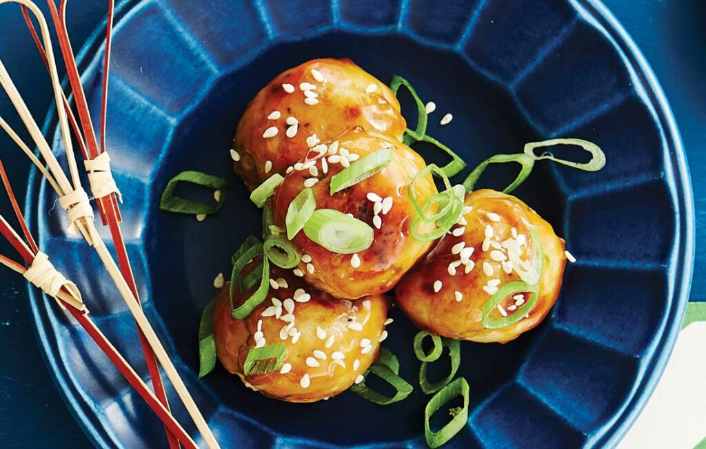 Ginger chicken meatballs with honey-soy drizzle Ginger chicken meatballs with honey-soy drizzle
