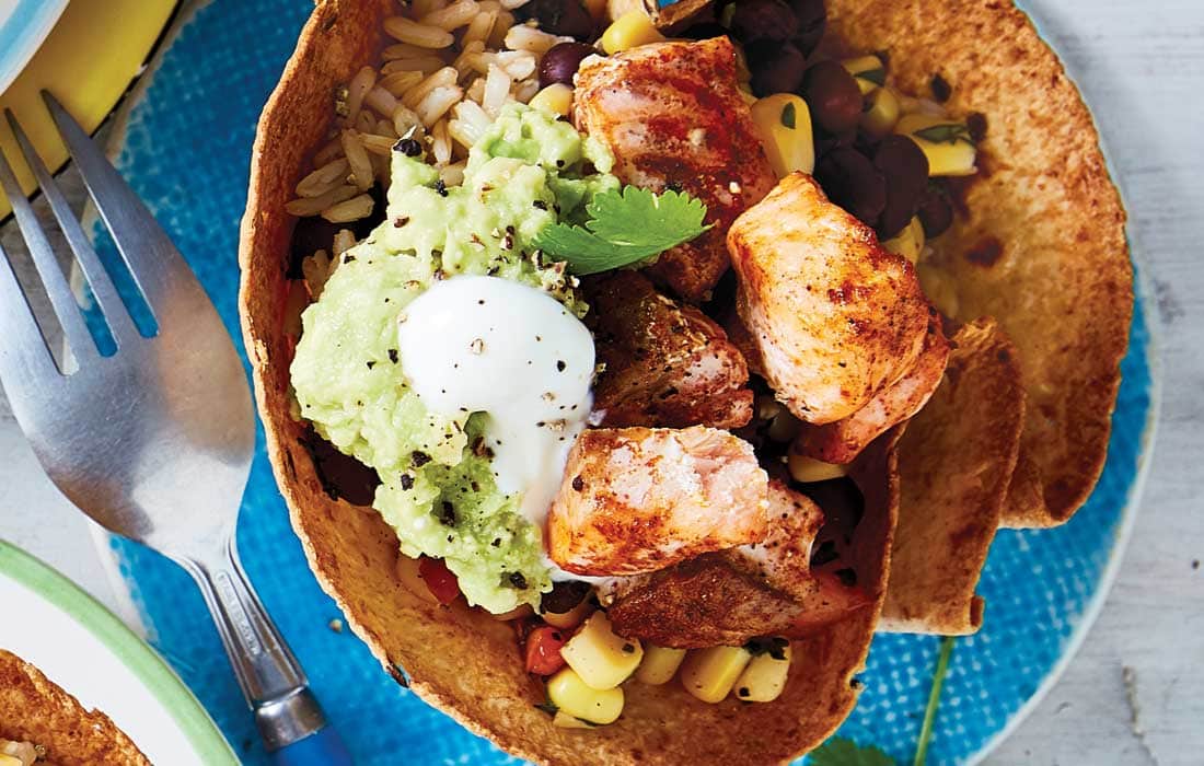 Mexican salmon stuffed tortilla cups