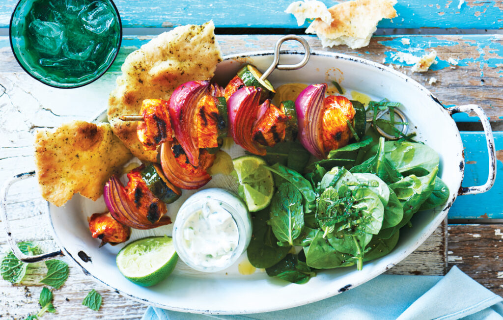 Tandoori chicken skewers with naan Tandoori-chicken-skewers
