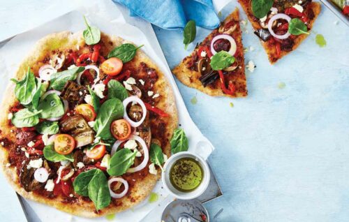 Yoghurt flatbread pizza with eggplant and olives