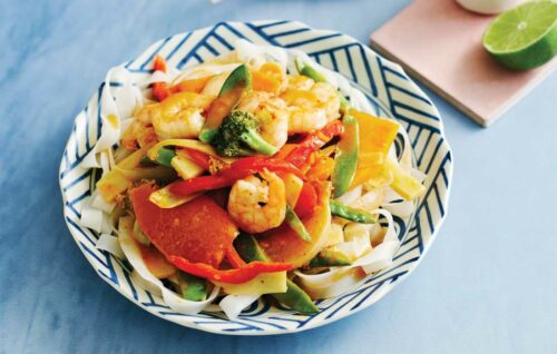 Red curry prawn stir-fry