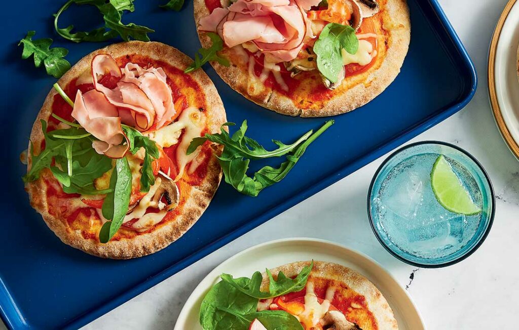 Ham and veg pita pizzas Ham and veg pita pizzas