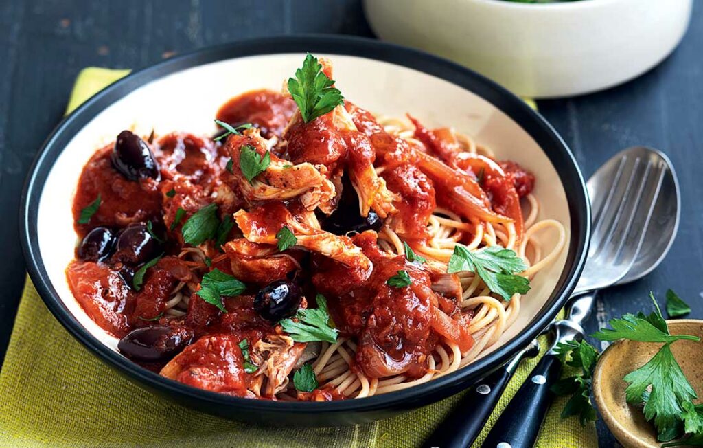 Spicy chicken and tomato stew Spicy chicken and tomato stew