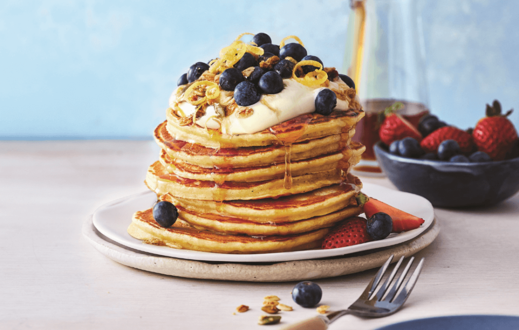 Ricotta pancakes with berries and lemon honey sauce Ricotta pancakes with berries & lemon honey sauce - RECIPE