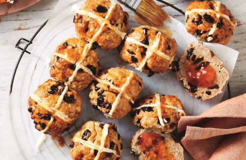 Gluten-free and high-fibre hot cross buns