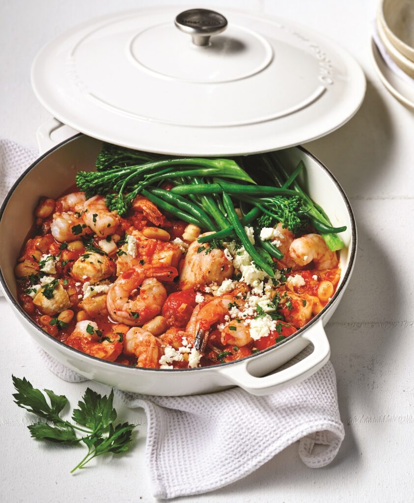 Seafood stew with fennel, tomatoes and beans