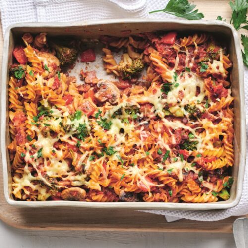 Creamy tomato, bacon and mushroom pasta bake
