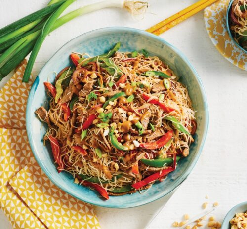 Beef noodles with creamy peanut sauce