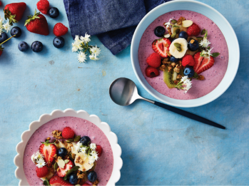 Berry blast smoothie bowl