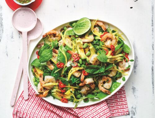 Prawn and mango salad with sweet chilli dressing