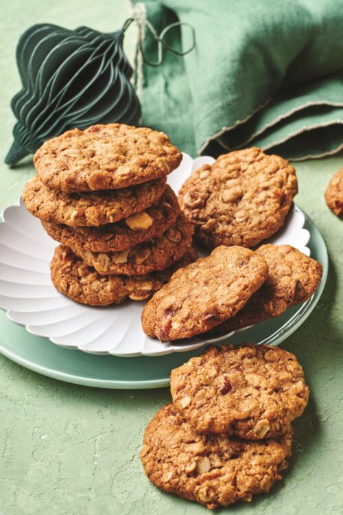 Apricot and cardamom cookies